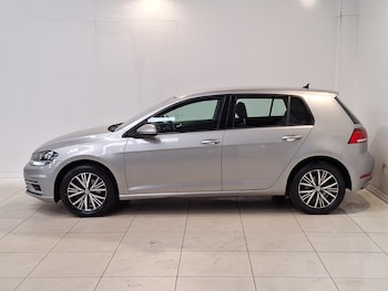 Used Volkswagen Golf 2017 for sale - 78816458: Photo