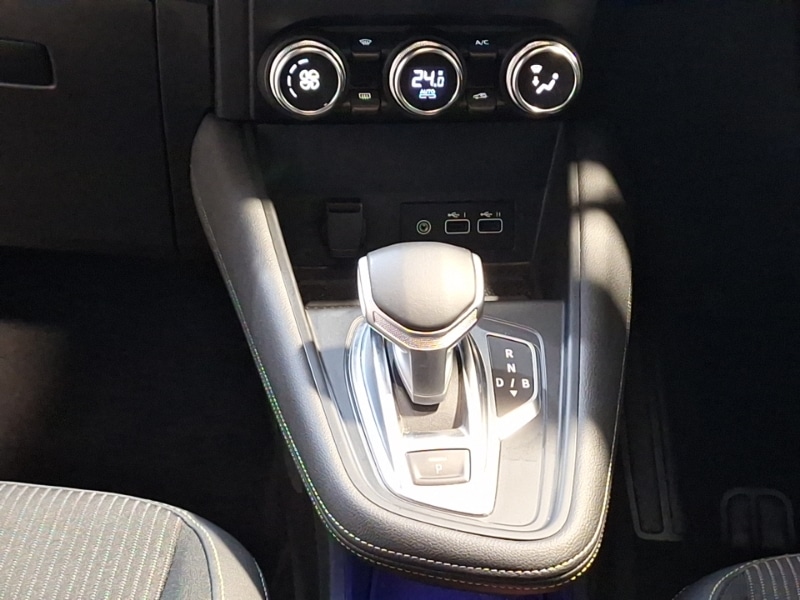 Used Renault Captur 2024 for sale - 77178460: Photo 11