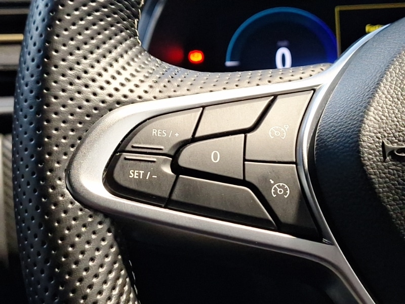 Used Renault Captur 2024 for sale - 77178460: Photo 17