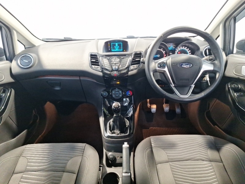 Used Ford Fiesta 2015 for sale - 77947758: Photo 2