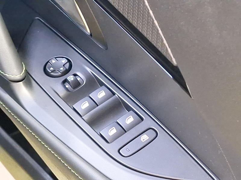 Used Peugeot 208 2024 for sale - 76116480: Photo 14