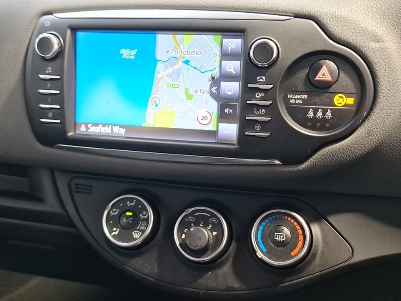 Used Toyota Yaris 2019 for sale - 76579233: Photo 17