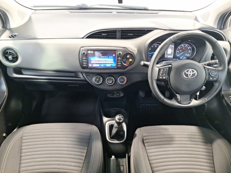 Used Toyota Yaris 2019 for sale - 76579233: Photo 2