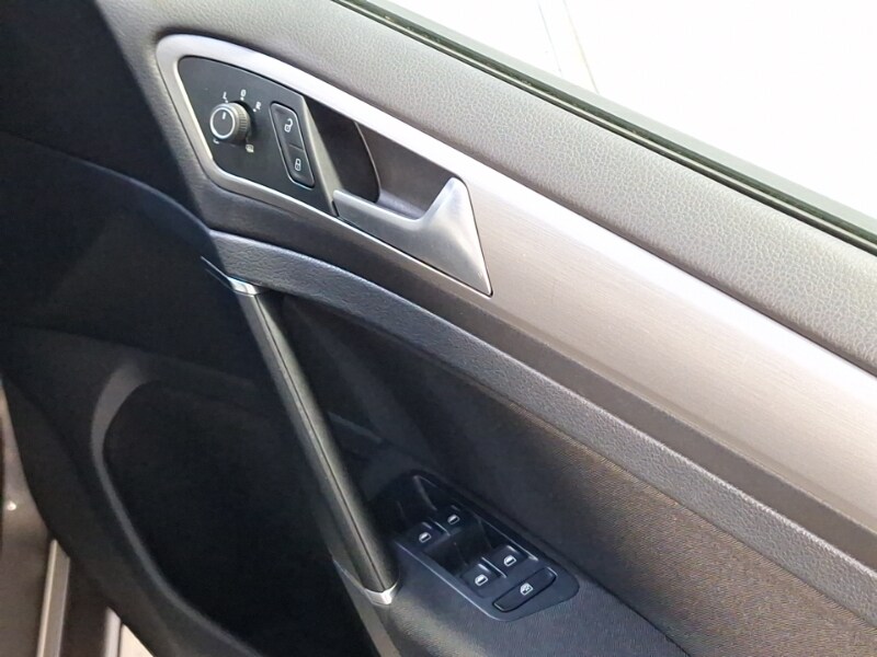 Used Volkswagen Golf 2014 for sale - 76695766: Photo 14