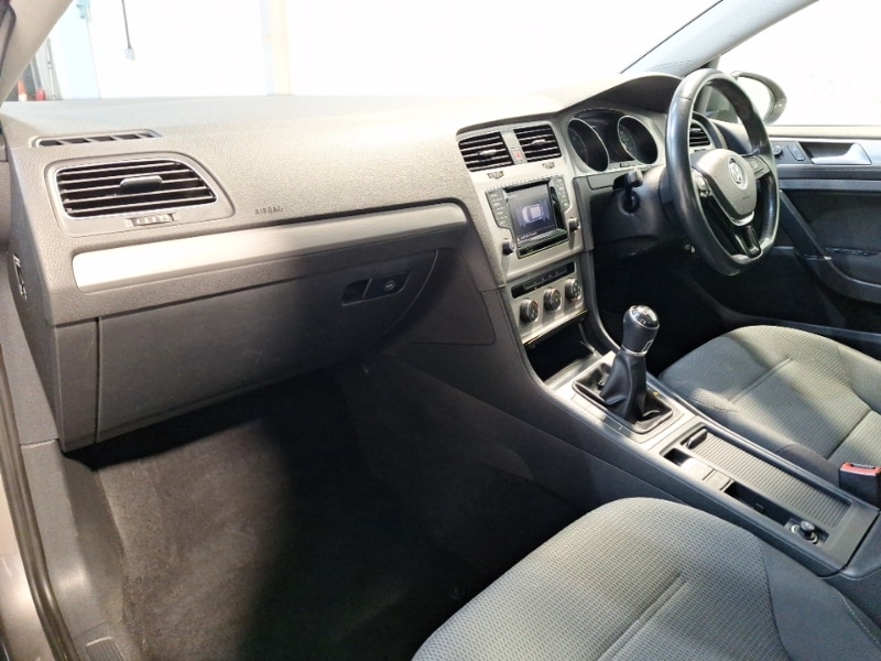 Used Volkswagen Golf 2014 for sale - 76695766: Photo 5