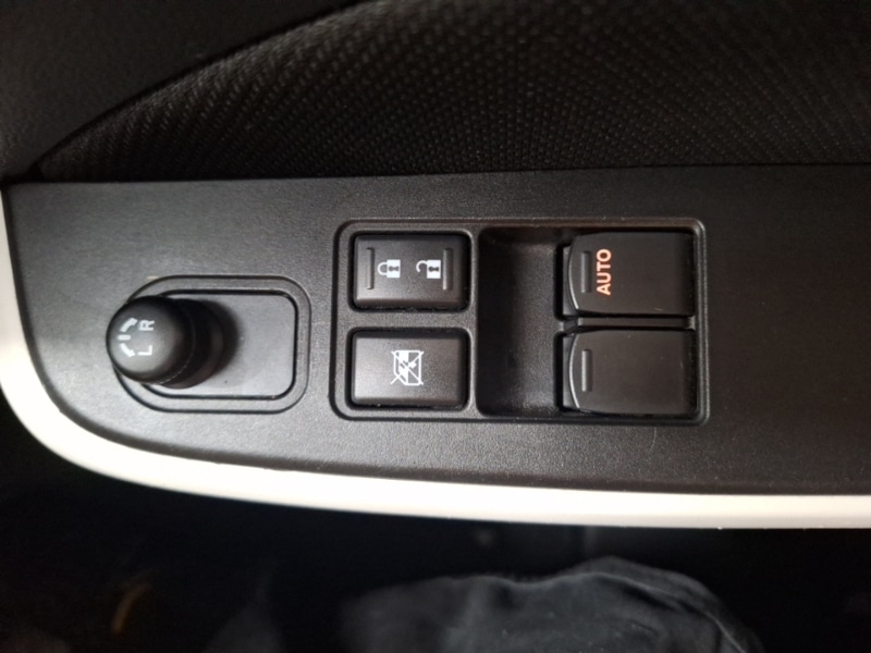 Used Suzuki Swift 2019 for sale - 76502366: Photo 14