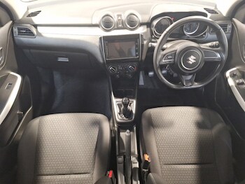 Used Suzuki Swift 2019 for sale - 76502366: Photo