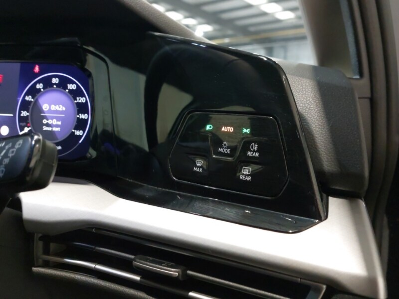 Used Volkswagen Golf 2023 for sale - 77722093: Photo 19