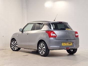 Used Suzuki Swift 2020 for sale - 79303081: Photo