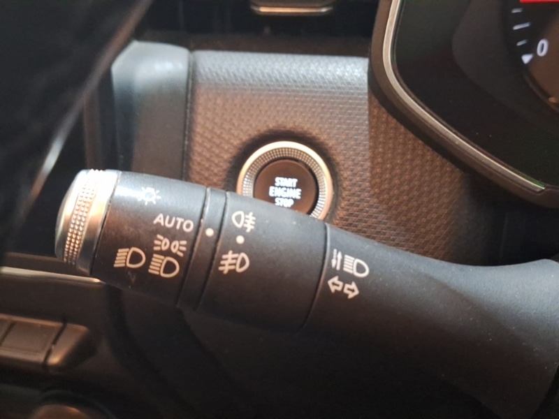 Used Renault Clio 2020 for sale - 77357847: Photo 14