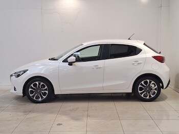 Used Mazda Mazda2 2017 for sale - 76478670: Photo