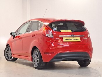 Used Ford Fiesta 2015 for sale - 76465159: Photo