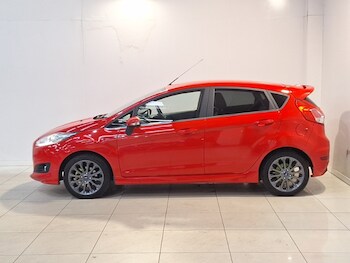 Used Ford Fiesta 2015 for sale - 76465159: Photo