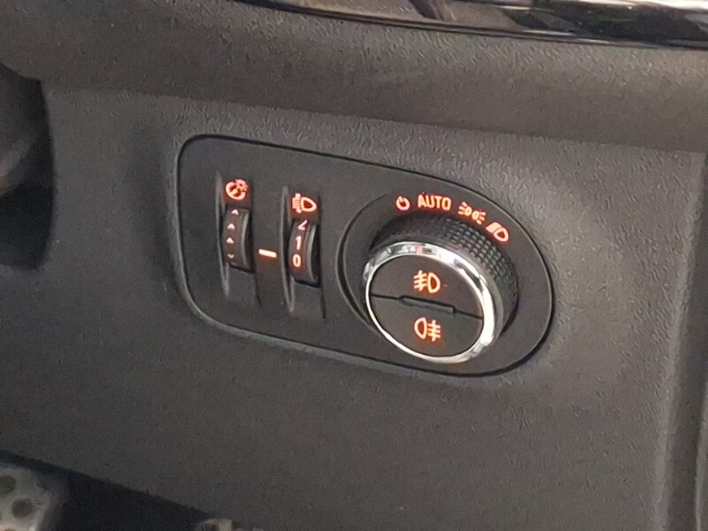 Used Vauxhall Corsa 2016 for sale - 77325140: Photo 15