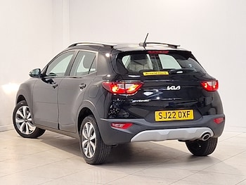 Used Kia Stonic 2022 for sale - 79303075: Photo