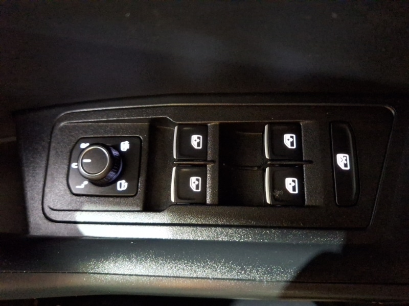 Used Volkswagen T-Roc 2025 for sale - 77114460: Photo 14