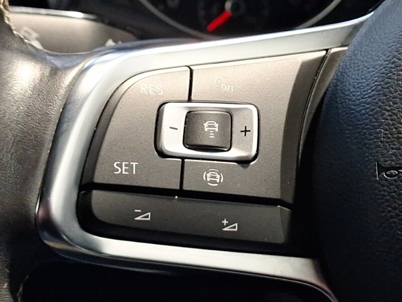 Used Volkswagen Golf 2019 for sale - 77689750: Photo 15