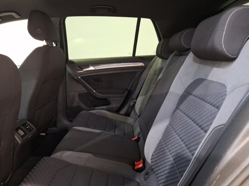Used Volkswagen Golf 2019 for sale - 77689750: Photo 6