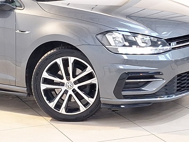 Used Volkswagen Golf 2019 for sale - 77689750: Photo 9