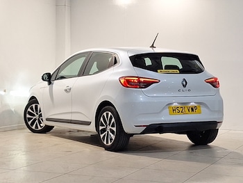 Used Renault Clio 2021 for sale - 77010822: Photo