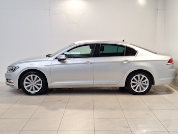 Used Volkswagen Passat 2016 for sale - 76354584: Photo