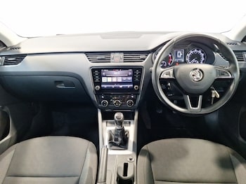 Used Skoda Octavia 2019 for sale - 78203160: Photo