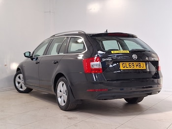 Used Skoda Octavia 2019 for sale - 78203160: Photo