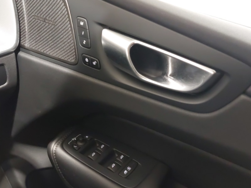 Used Volvo XC60 2023 for sale - 76713643: Photo 19