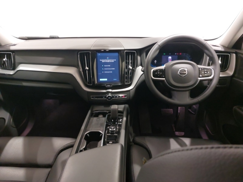 Used Volvo XC60 2023 for sale - 76713643: Photo 2