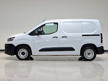 Used Citroen Berlingo 2024 for sale - 79573536: Photo