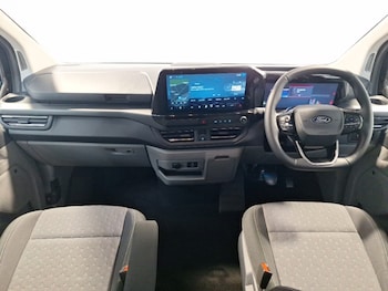 Used Ford Tourneo Custom 2025 for sale - 78559810: Photo