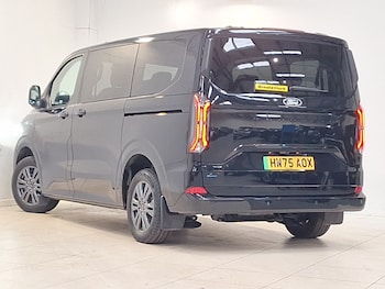 Used Ford Tourneo Custom 2025 for sale - 78559810: Photo