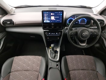 Used Toyota Yaris Cross 2024 for sale - 78259314: Photo