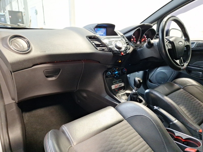 Used Ford Fiesta 2016 for sale - 77815423: Photo 5