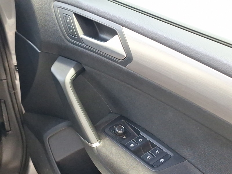 Used Volkswagen Touran 2016 for sale - 77716686: Photo 14