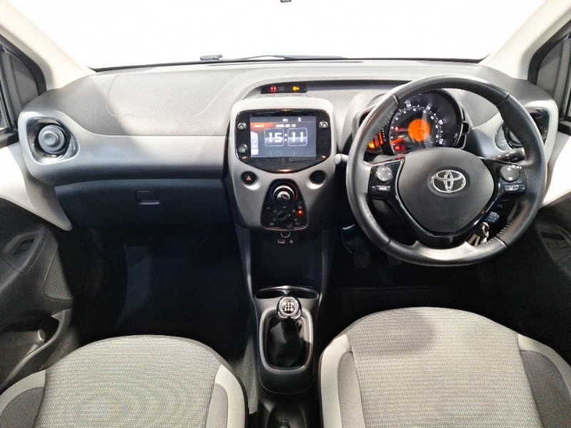 Used Toyota AYGO 2022 for sale - 77605677: Photo 2