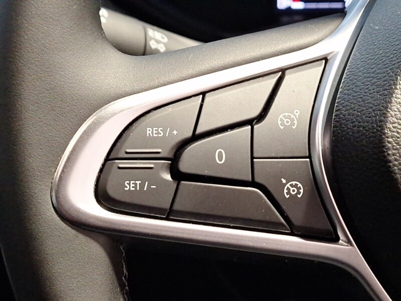 Used Renault Clio 2024 for sale - 77495394: Photo 16