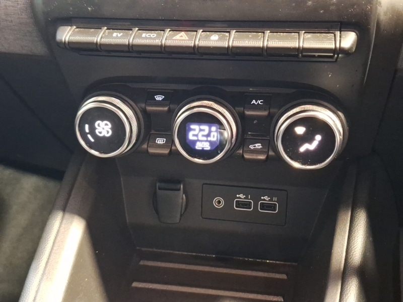 Used Renault Clio 2024 for sale - 77495394: Photo 19