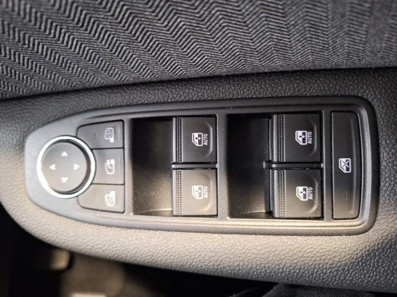 Used Renault Clio 2025 for sale - 76301710: Photo 14