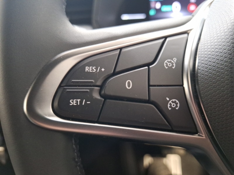 Used Renault Clio 2025 for sale - 76301710: Photo 16