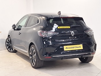 Used Renault Clio 2025 for sale - 76301710: Photo