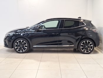 Used Renault Clio 2025 for sale - 76301710: Photo