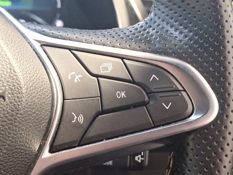 Used Renault Captur 2023 for sale - 77352632: Photo 17