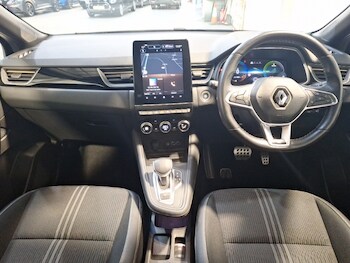 Used Renault Captur 2023 for sale - 77352632: Photo