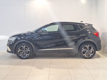 Used Renault Captur 2023 for sale - 77352632: Photo