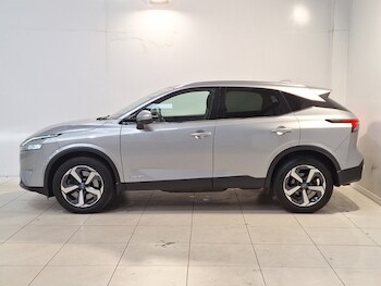 Used Nissan Qashqai 2023 for sale - 75852346: Photo