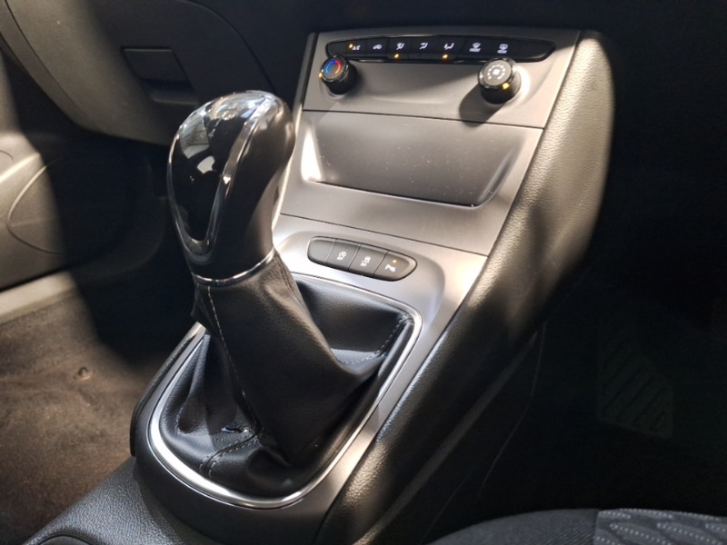 Used Vauxhall Astra 2017 for sale - 76860374: Photo 11