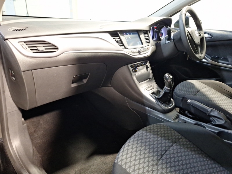 Used Vauxhall Astra 2017 for sale - 76860374: Photo 5