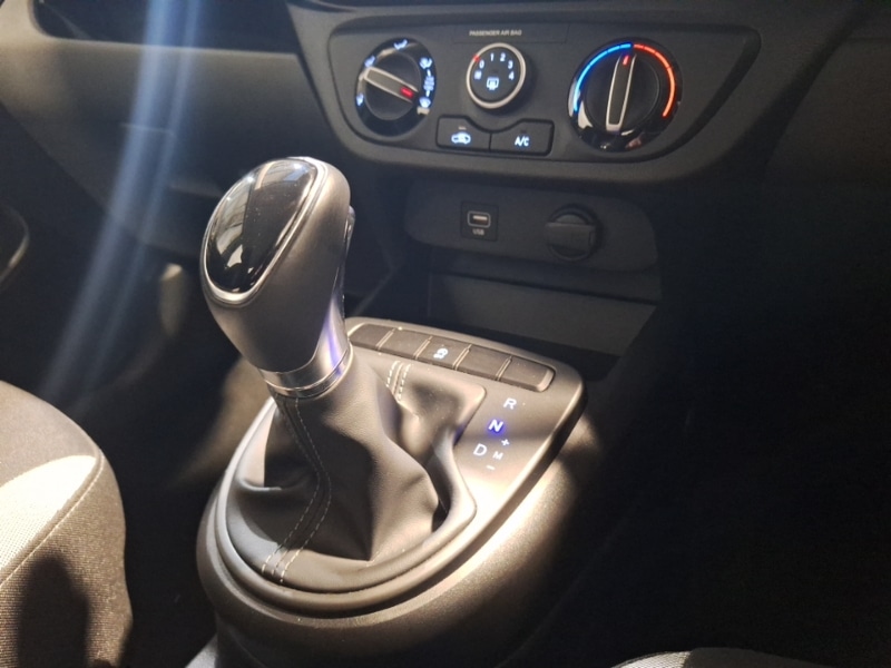 Used Hyundai i10 2023 for sale - 77424302: Photo 11