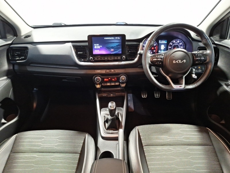 Used Kia Stonic 2022 for sale - 76864618: Photo 2